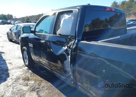 2018 Ram 1500 Express 4X4 6'4 Box из США, поврежденный, VIN 1C6RR7FG3JS222877